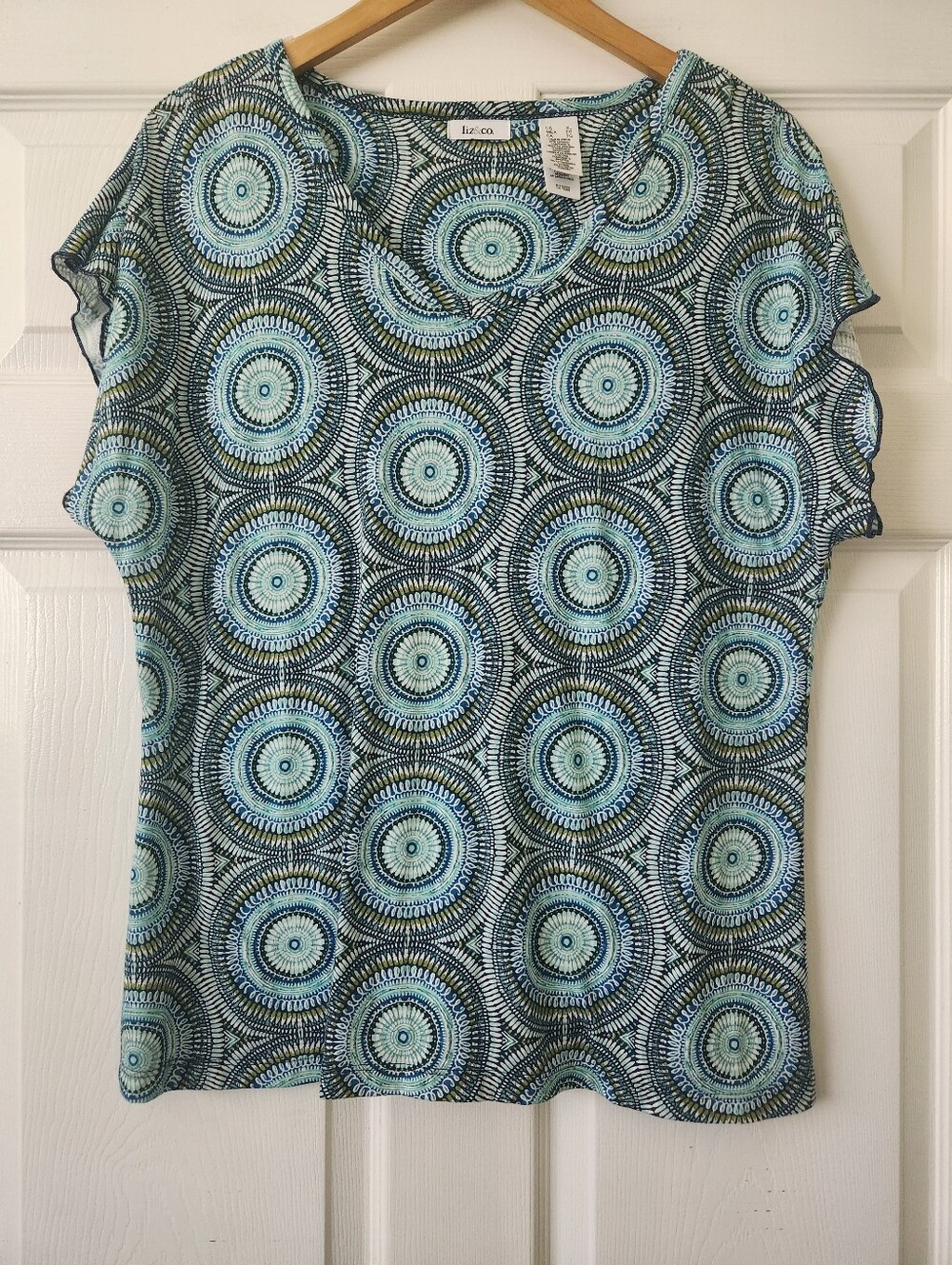 liz & co. Blue and Teal Circular Print Short Sleeve Tee - Women's XL